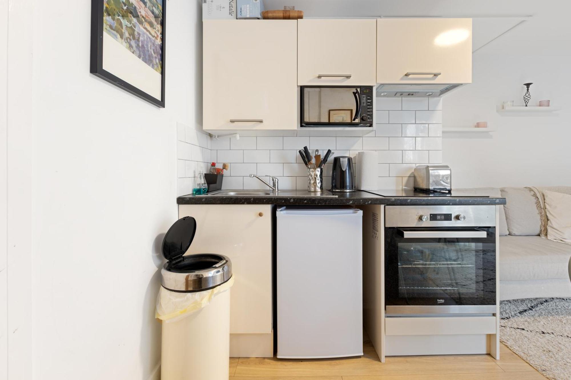 Modern Flat & Balcony In Historic West Kensington Apartment London Exterior photo